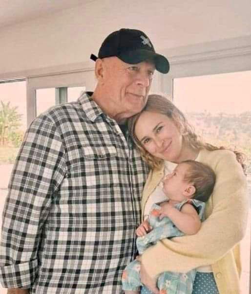 Bruce Willis’s Family Facing Tragic New Health Battle – V B N N E W S 1 1